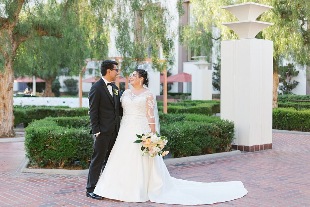 wedding photos at Union Station in Los Angeles