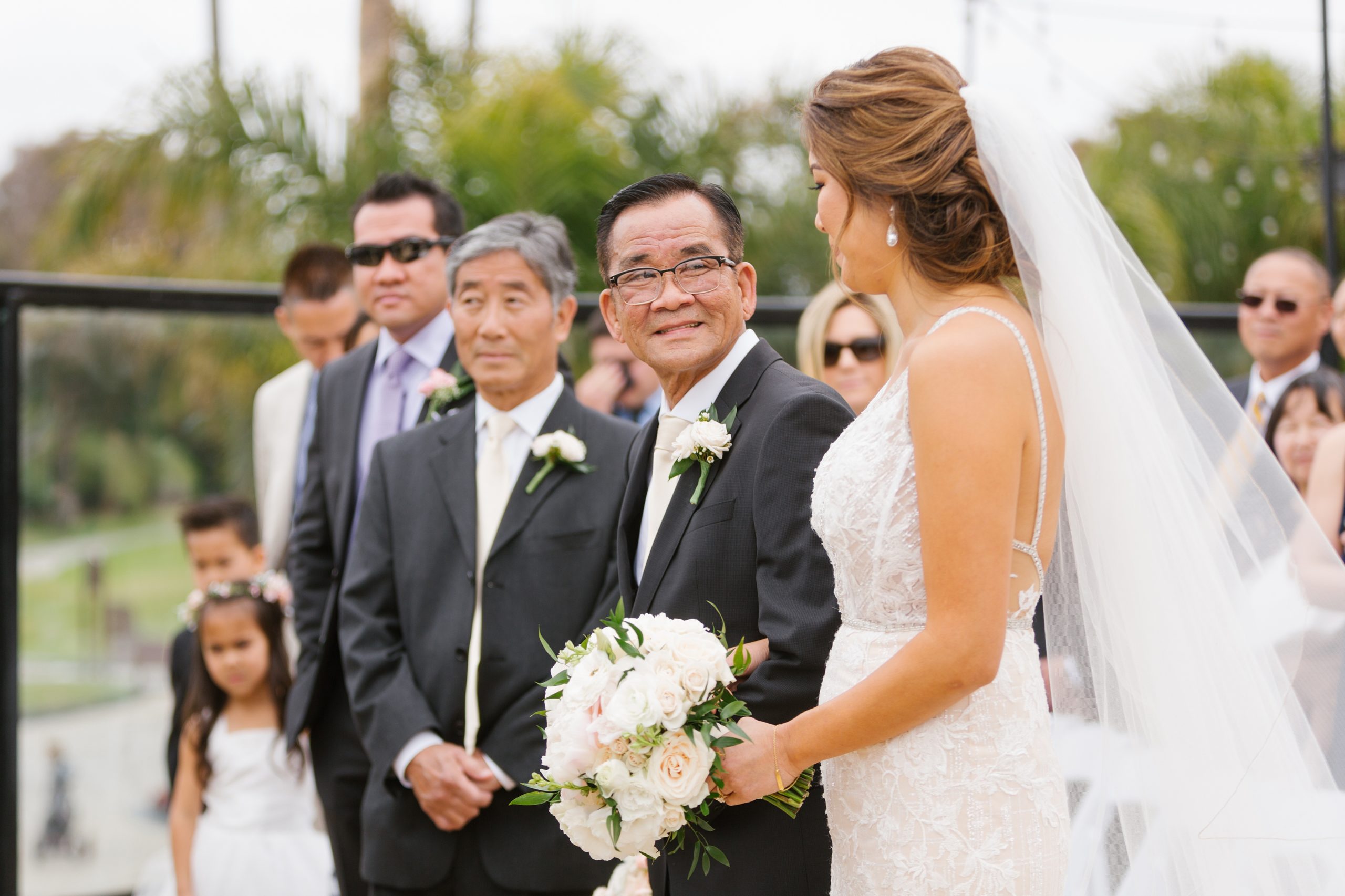 Dad walks bride down aisle at SeaCliff Country Club in SoCal