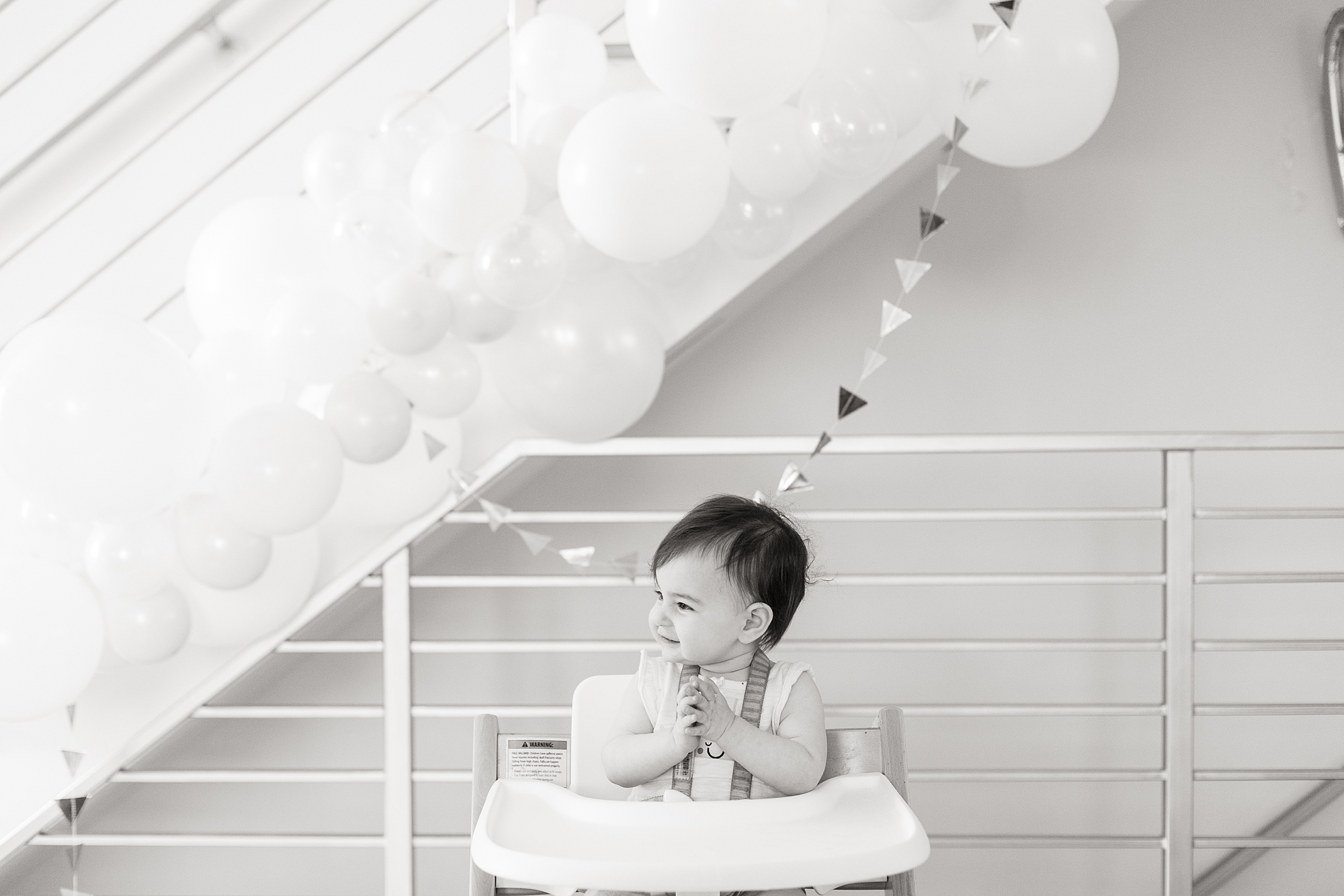 candid first birthday photography in los angeles
