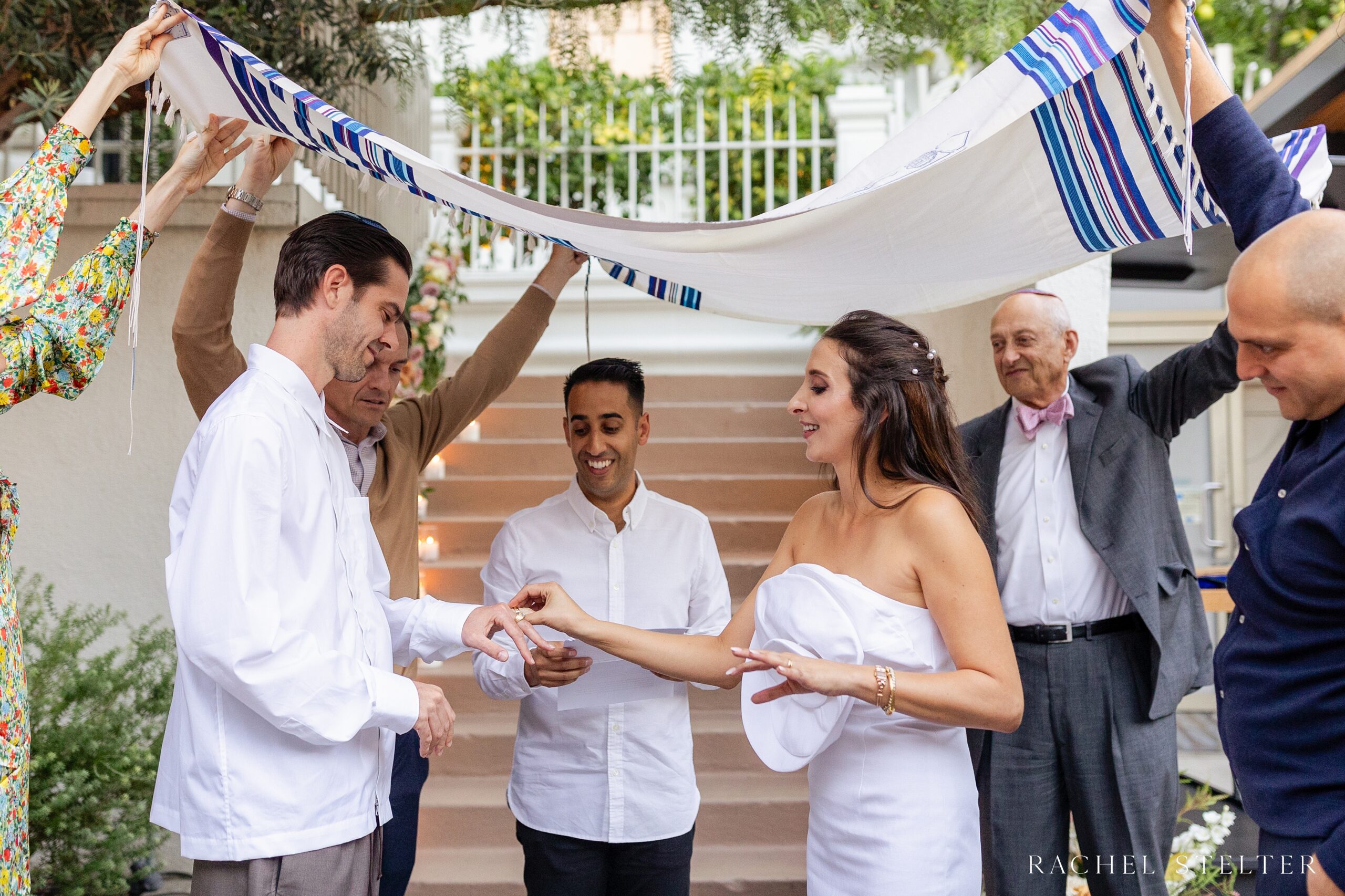 small jewish wedding ceremony at a trendy downtown Los Angeles restaurant